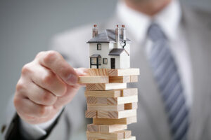 Какие риски могут возникнуть при покупке недвижимости?